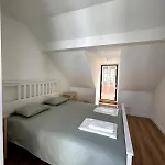 Stylish & Quite Flat In Centre - Cais Do Sodre Apartament