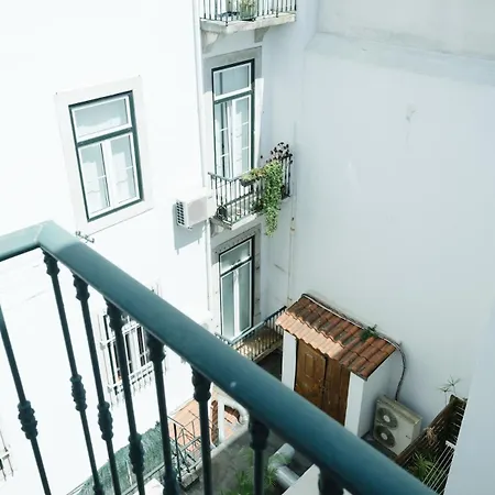 아파트 Stylish & Quite Flat In Centre - Cais Do Sodre *