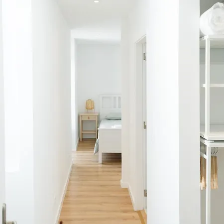 Stylish & Quite Flat In Centre - Cais Do Sodre * Lissabon