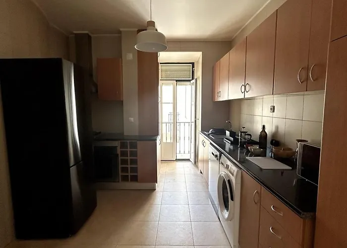 Stylish & Quite Flat In Centre - Cais Do Sodre * Lisboa