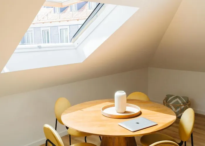 Stylish & Quite Flat In Centre - Cais Do Sodre Apartamento Lisboa