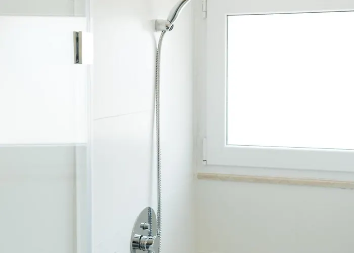 Stylish & Quite Flat In Centre - Cais Do Sodre Apartamento