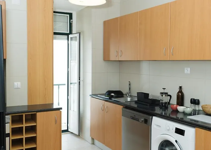 Stylish & Quite Flat In Centre - Cais Do Sodre * Lizbona